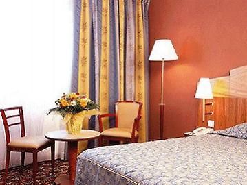 מלון Mercure Nimes Ouest מראה חיצוני תמונה